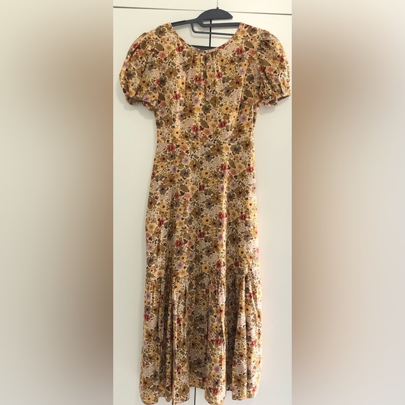 Madewell Puff-Sleeve Open-Back Midi Dress in Flora Field fall dress - Picture 5 of 8